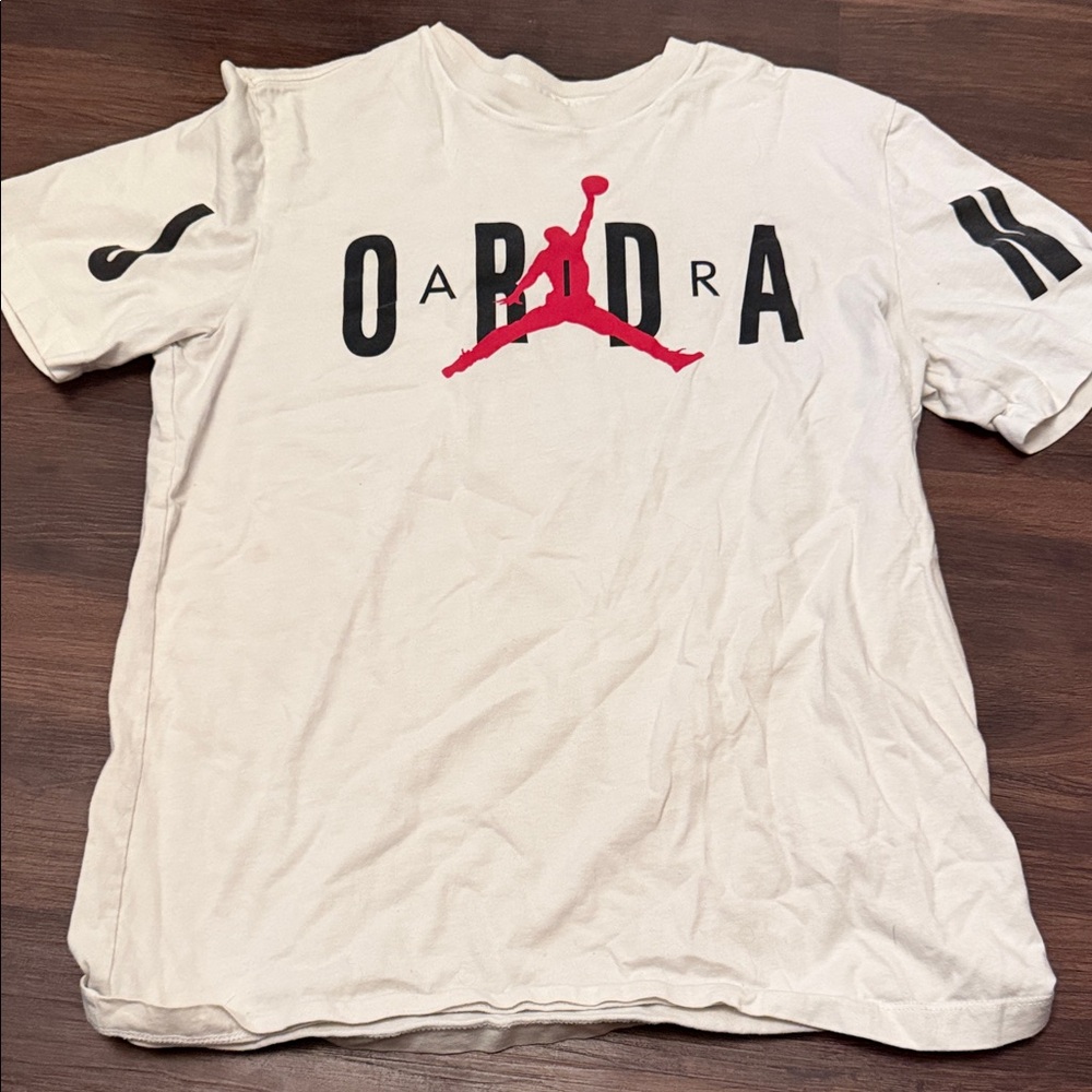 Nike White and Black Graphic Tee